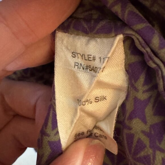 Cabi 100% Silk Geometric Shirt - Picture 5 of 8